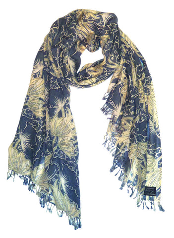 Arts & Craft Poppy print on Fine Merino